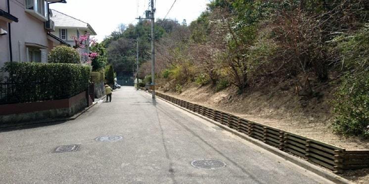 緑地法面木製枠設置工事